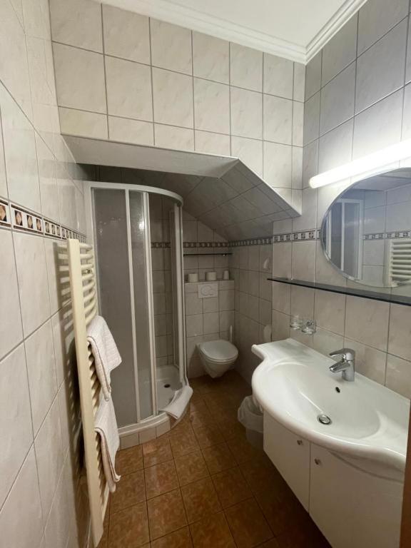 Restaurant-Pension Dorfwirt Bad Kleinkirchheim Bilik gambar