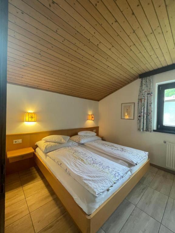 Restaurant-Pension Dorfwirt Bad Kleinkirchheim Luaran gambar